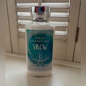 NWOT Fresh Sparkling Snow Lotion Bath and Body Works